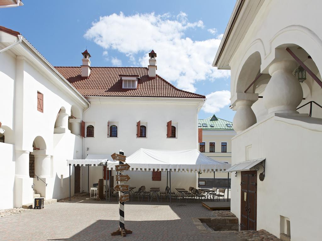 Dvor Podznoeva - Business Building Hotel Pszkov Kültér fotó