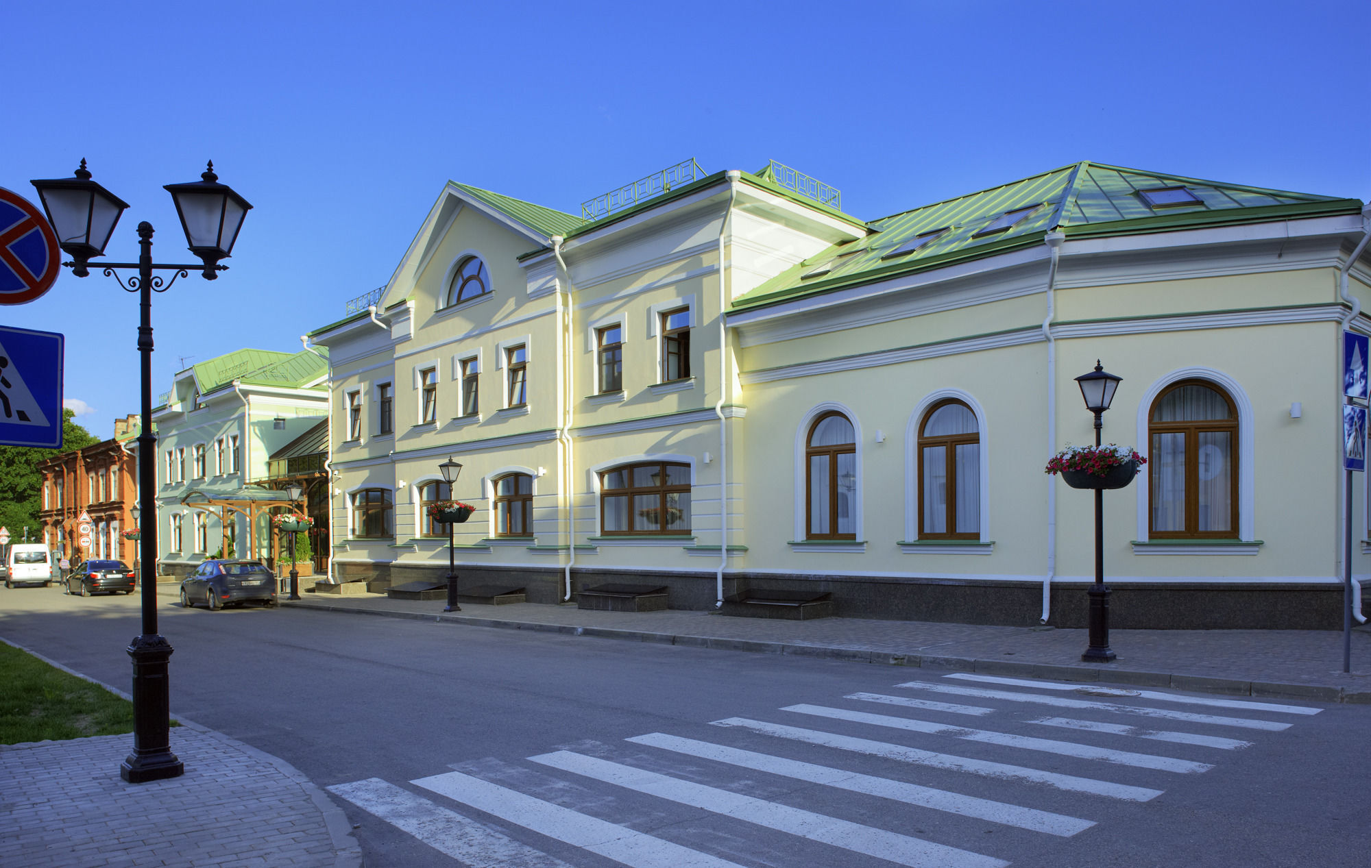 Dvor Podznoeva - Business Building Hotel Pszkov Kültér fotó